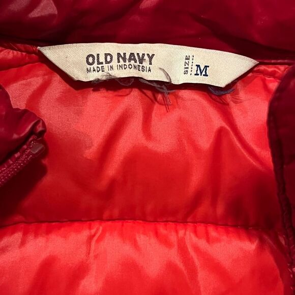 Old Navy Women's Red Puffer Jacket Medium EUC - Picture 5 of 7